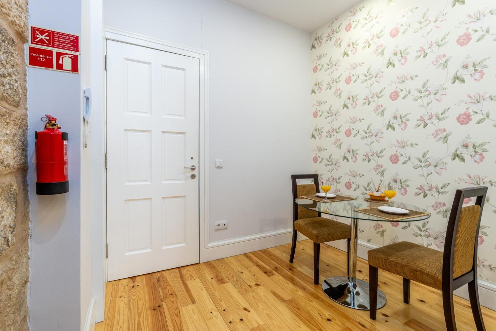 A Window To Porto - Premium Apartment By The River Bagian luar foto